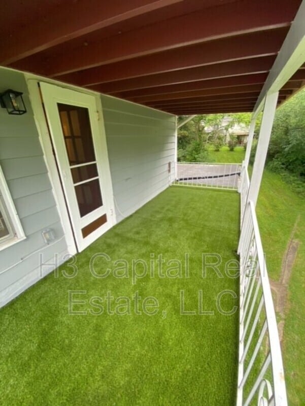 Building Photo - 113 Lucia Ln