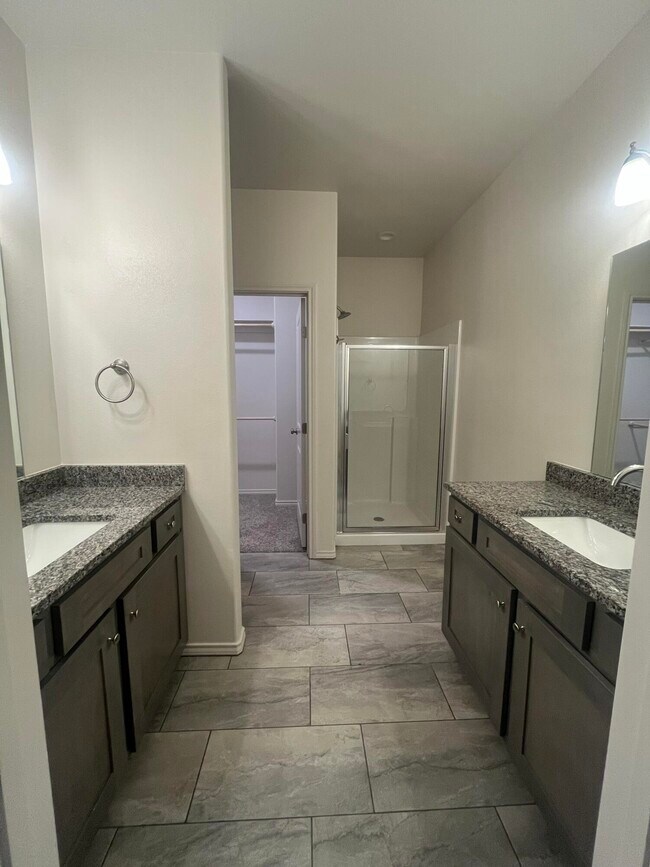 Building Photo - 2611 136th St