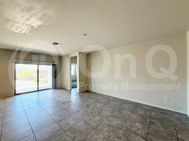 Building Photo - 4873 E Living Stone Way