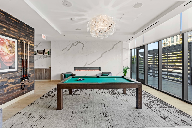 Building Photo - 169 W Elm St