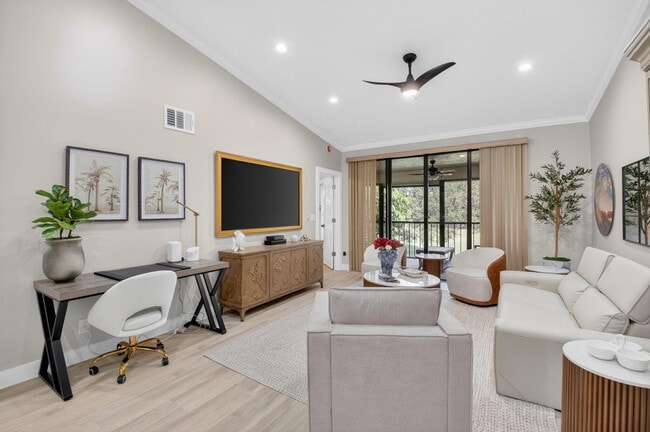 Building Photo - 7455 Glendevon Ln