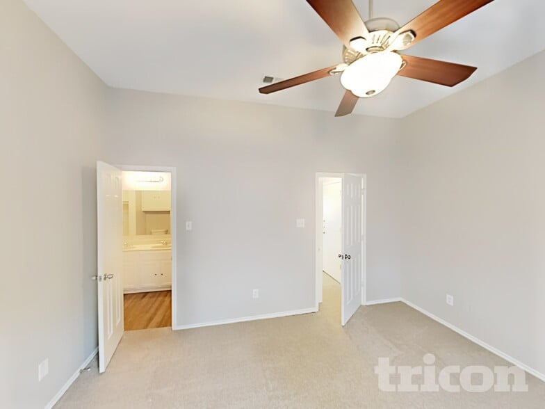 Building Photo - 1525 Juniper Ln