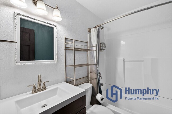 Building Photo - 13159 Ocotillo Dr