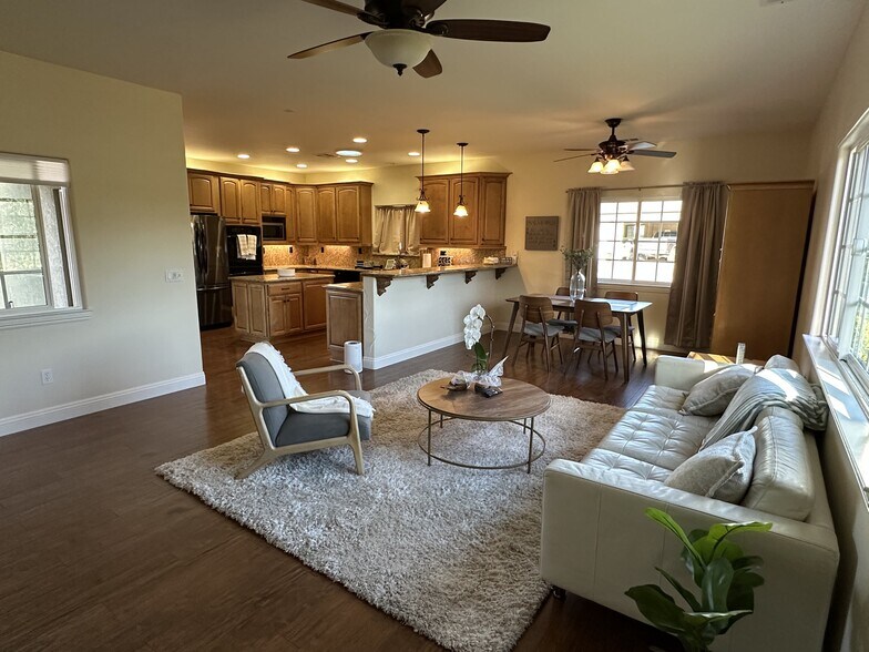Building Photo - 27474 Sycamore Mesa Rd
