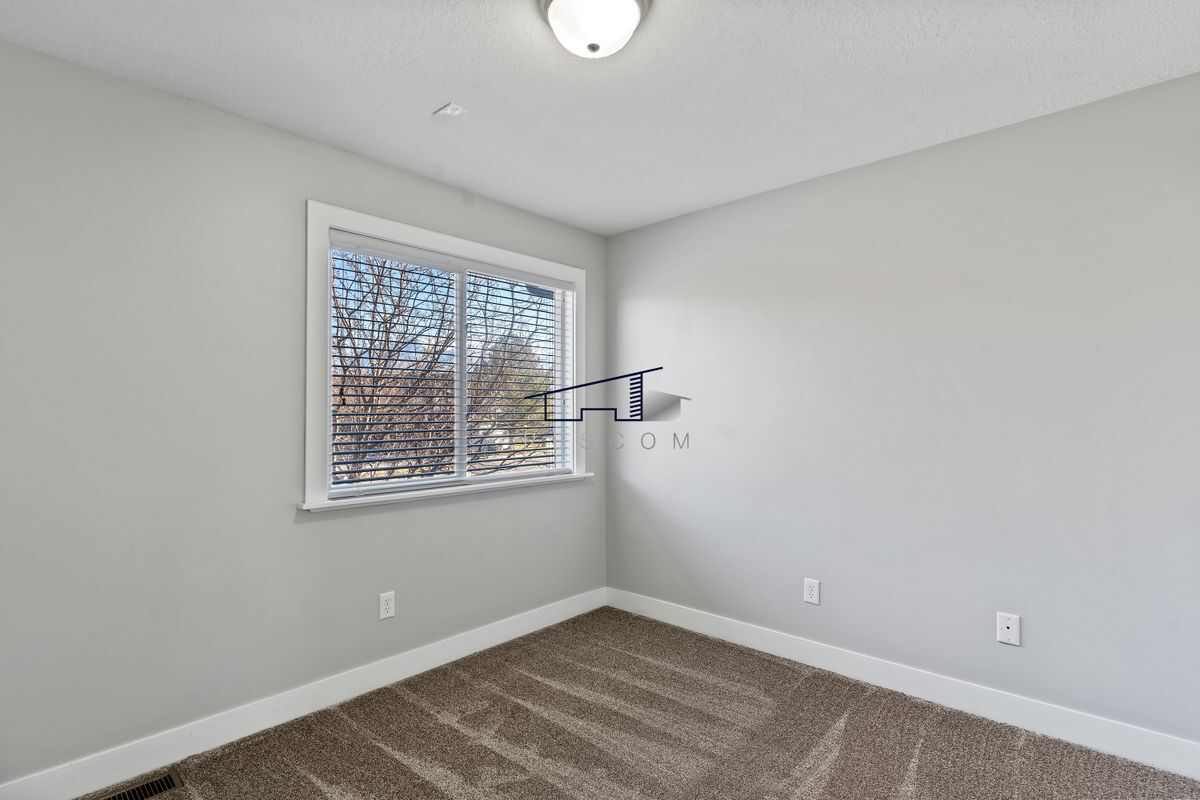 Building Photo - 2071 W Madie Ln