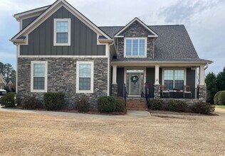 Building Photo - 2 Firelight Ln