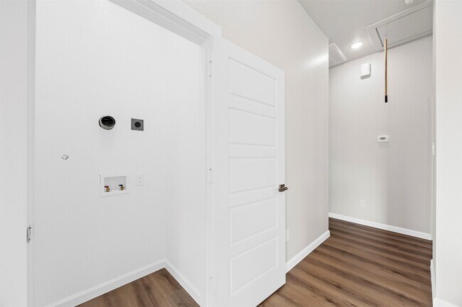 Building Photo - 56 Rd 5604