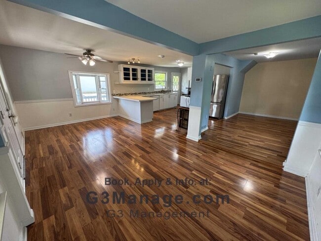 Building Photo - 407 N Reese St