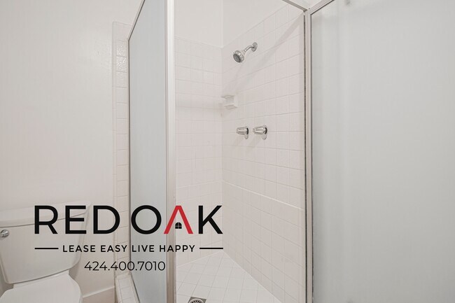 Building Photo - 463 S Maple Dr