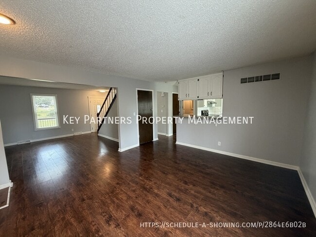 Building Photo - 138 E Nelson Cir