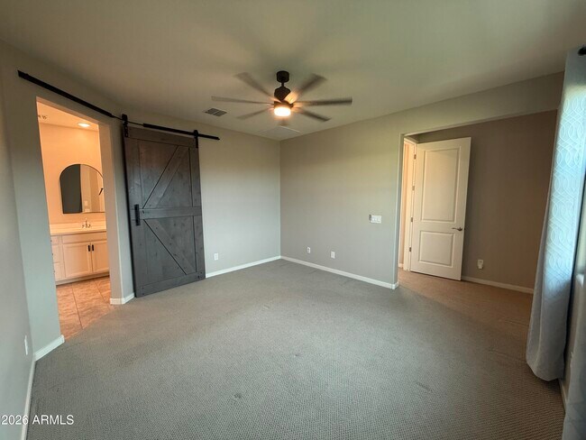 Building Photo - 9458 Thatcher Ave