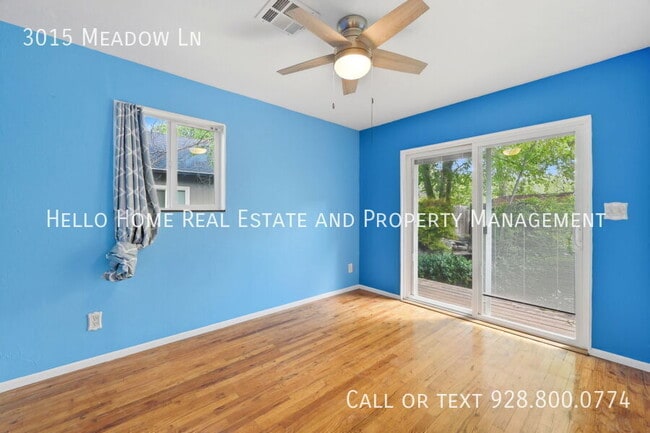 Building Photo - 3015 Meadow Ln