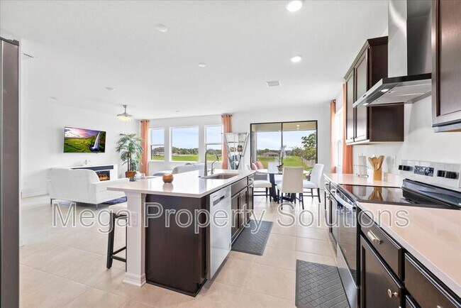 Building Photo - 12195 Stirrup Dr