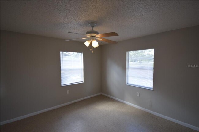Building Photo - 115 Leelon Rd