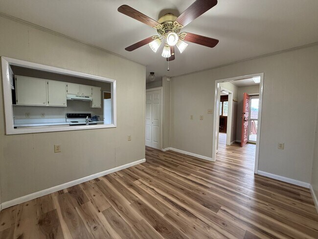 Building Photo - 3 Bedroom 2 Bathroom Home located in Greene County, TN