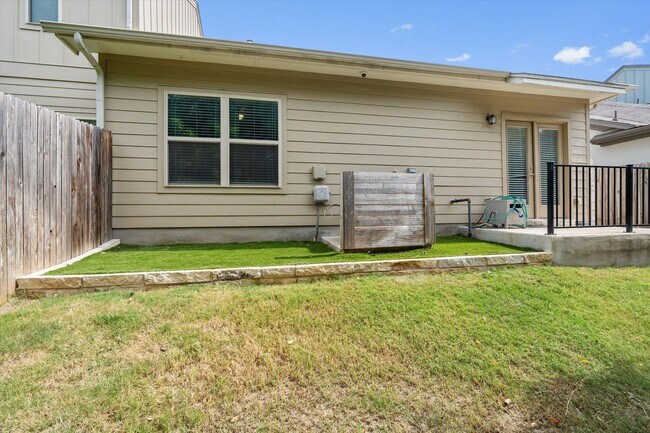 Building Photo - 127 Thelonious Dr
