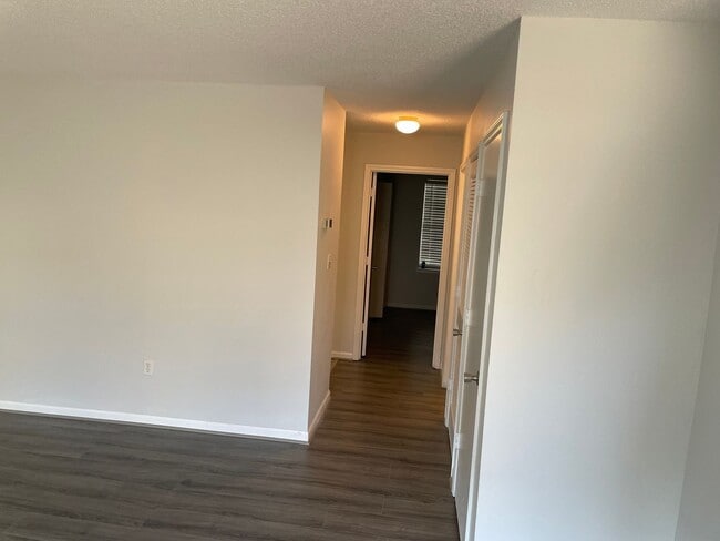 Building Photo - Hulon Lane - Near Lexington Medical Center