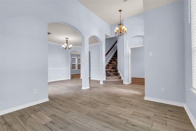 Building Photo - 30114 Thorsby Dr