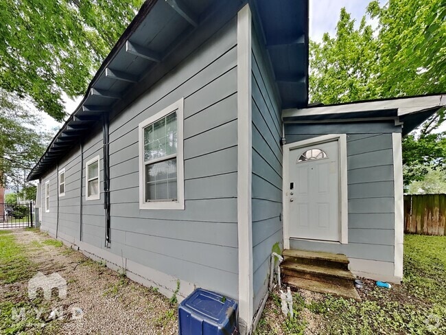 Building Photo - 1606 Ruthven St