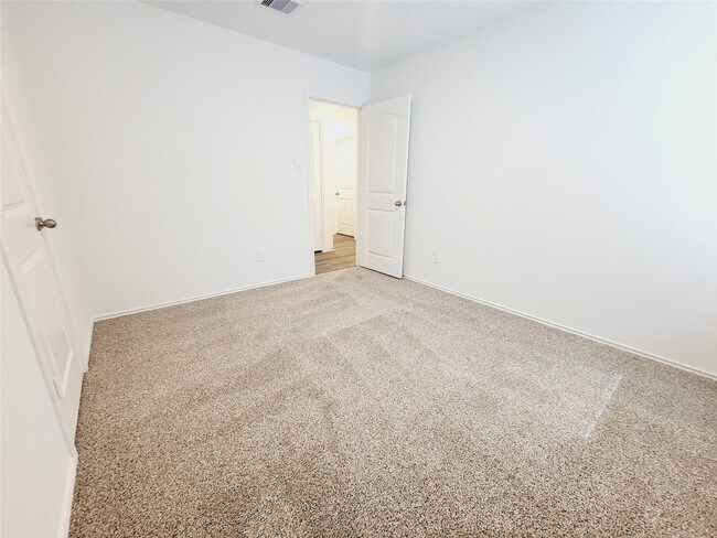 Building Photo - 6043 Canyon Dawn Dr