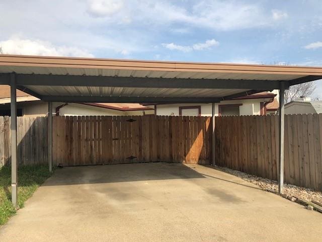 Building Photo - 5802 Falconcrest Dr