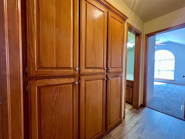 Building Photo - 2909 SE 96th St