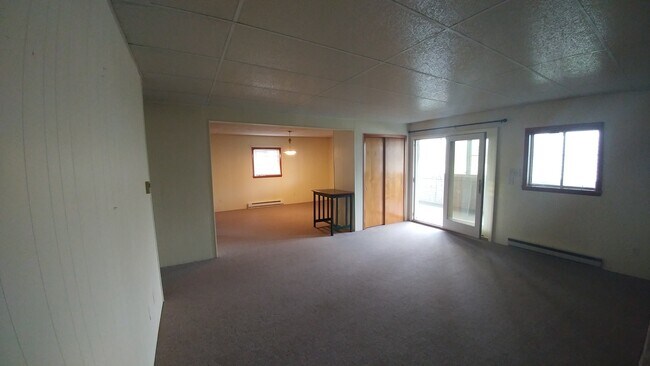 Building Photo - 10 Snow Plow Trl