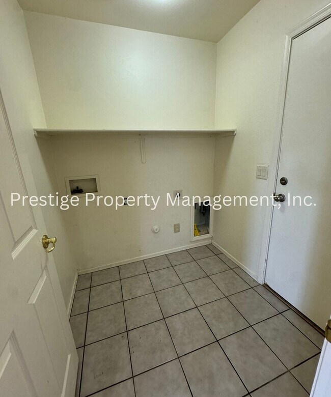 Building Photo - Charming Desirable Vail Home