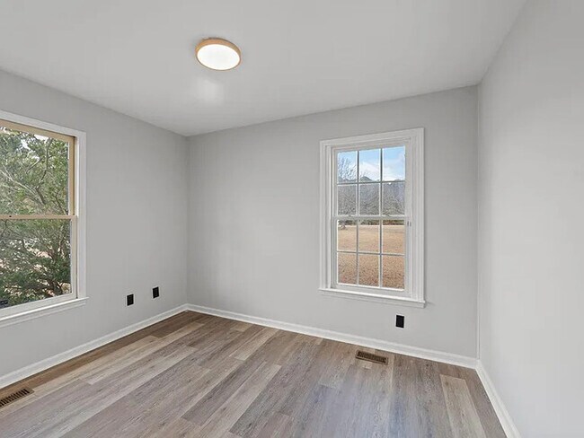 Building Photo - Earn Wealth While Leasing - Like a Homeowner - Lease to Own