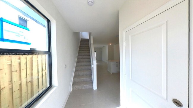 Building Photo - Oakmont, Dania Beach, FL 33068 - 3 BR 2.5 ...