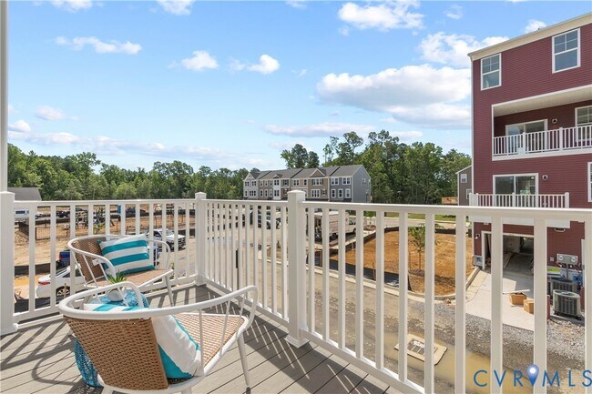 Building Photo - 9252 Magellan Pkwy