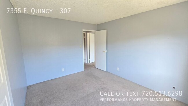 Building Photo - Beautiful 2-bedroom, 1.5-bathroom condo