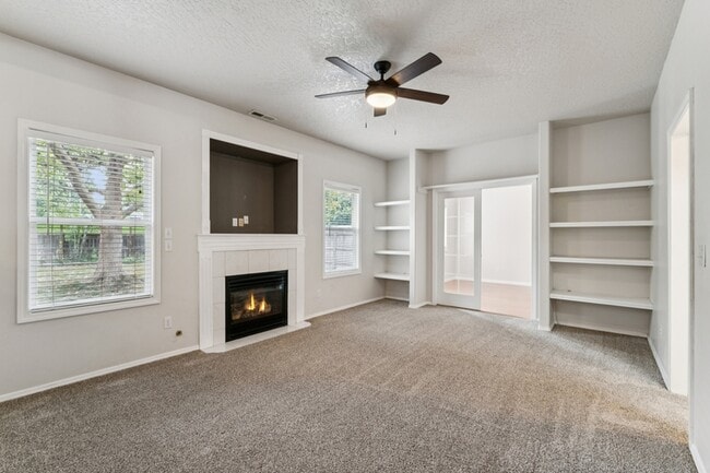 Building Photo - 5998 S Wallflower Pl