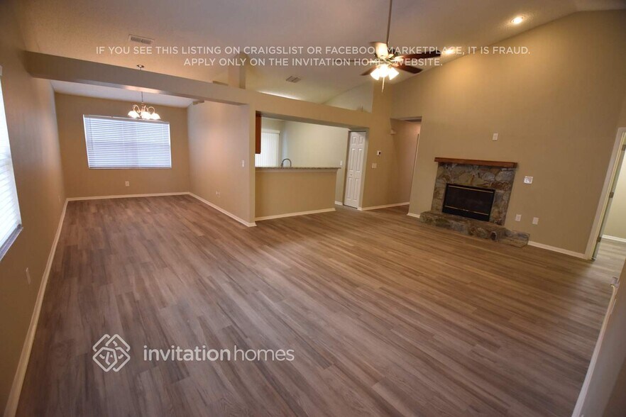 Building Photo - 11417 Smokethorn Dr