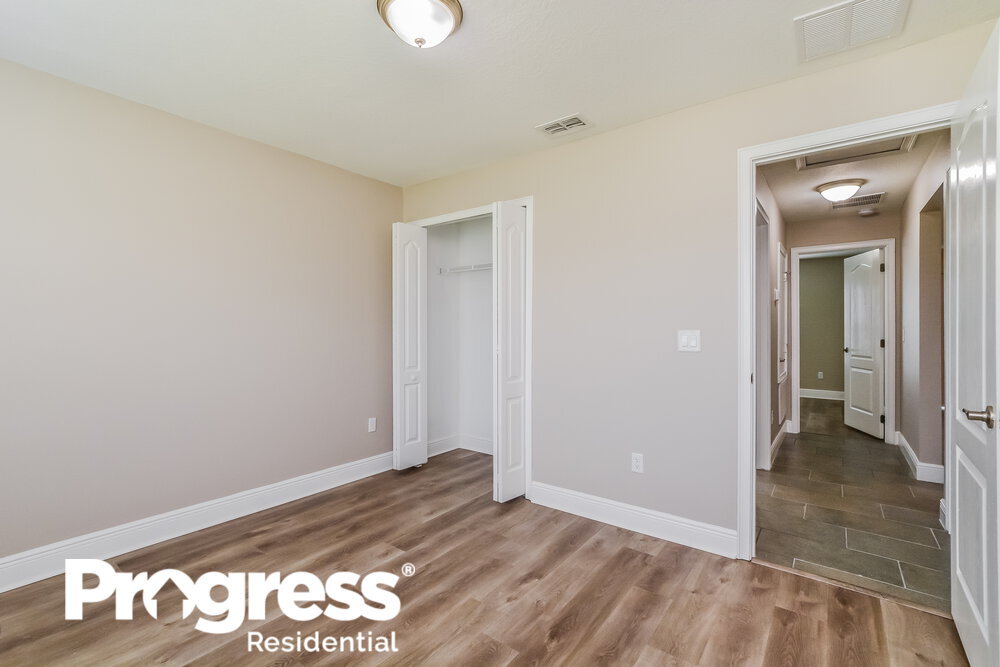 Building Photo - 463 Britten Dr