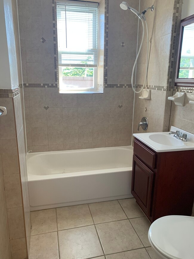 Building Photo - 1084 John F. Kennedy Blvd