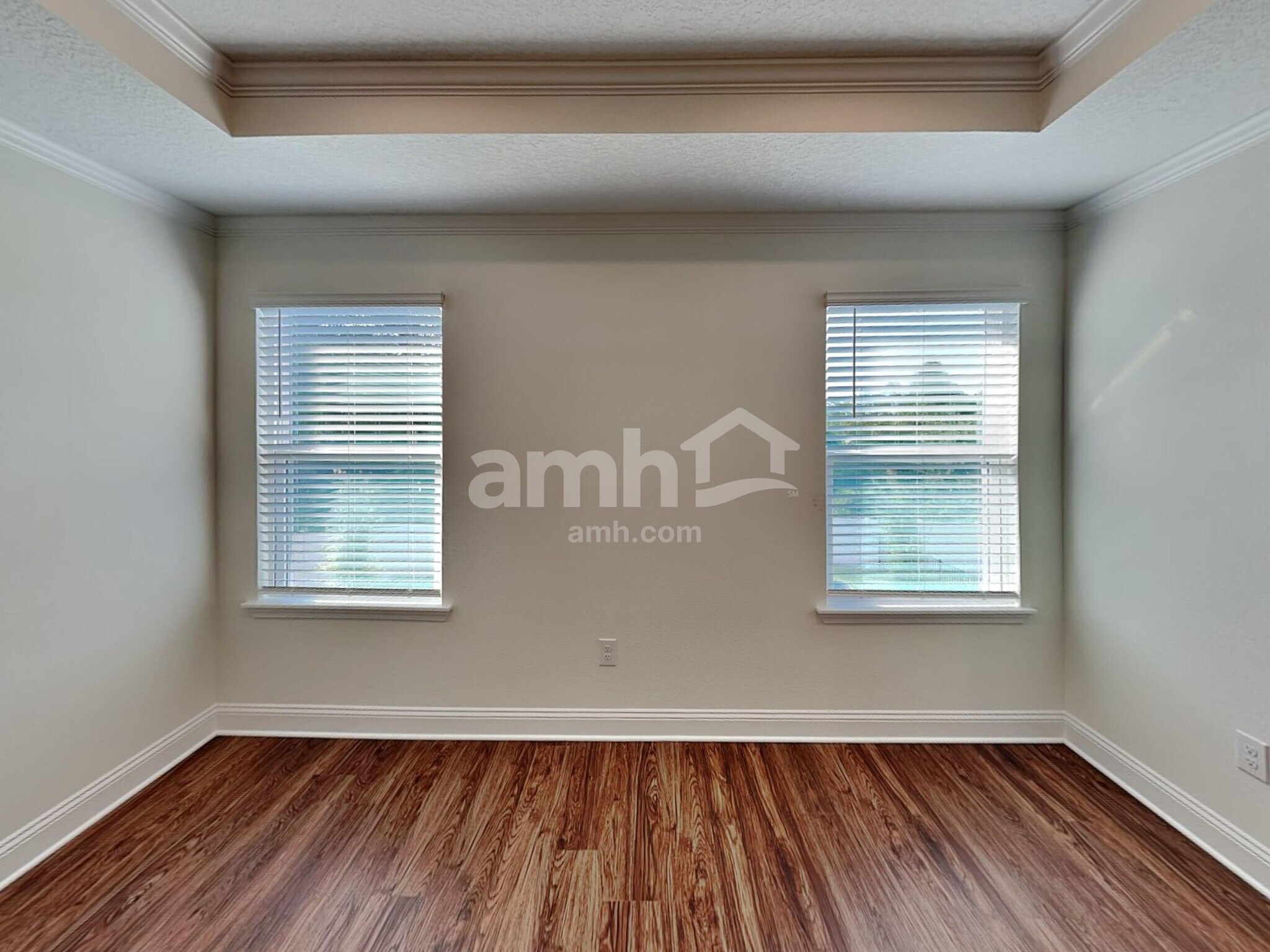 Building Photo - 157 Onate Cir