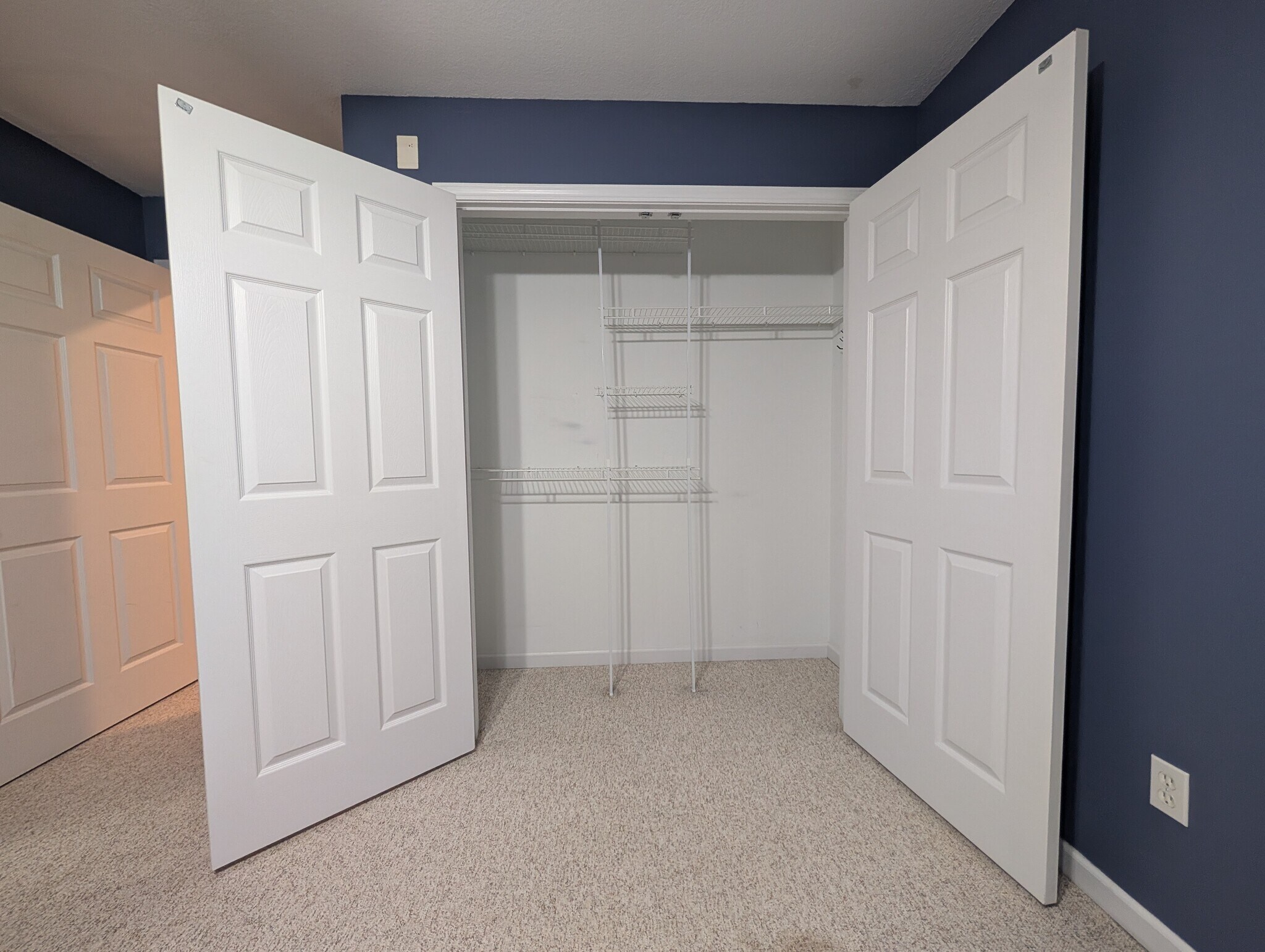 Bedroom Closet - 7218 Timber Trl