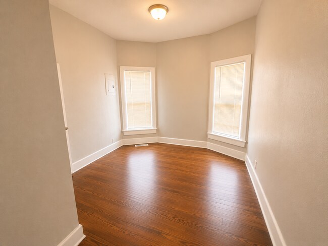 Building Photo - Vintage Charm Meets Modern Hosting: The Ultimate 4-Bedroom meets modern.