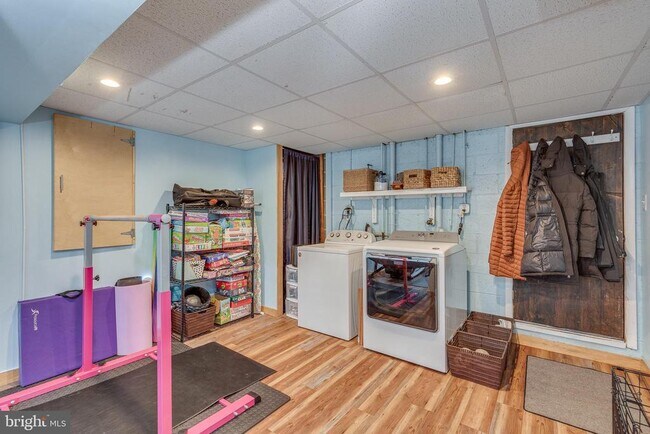 Building Photo - 24 Virginia Trail