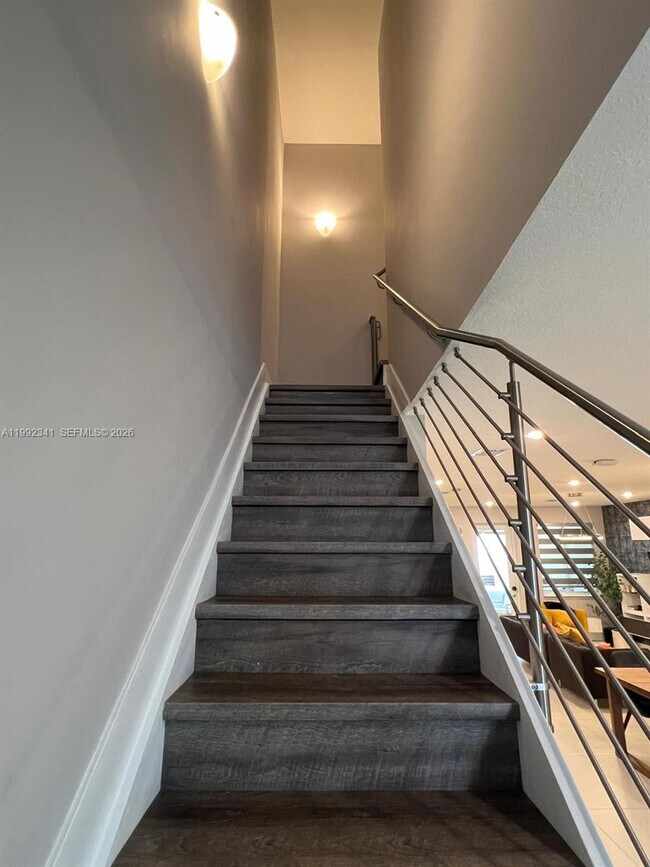 Building Photo - 10355 NW 66th St