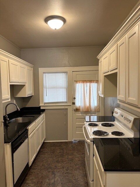 Building Photo - 124 NW 18th St