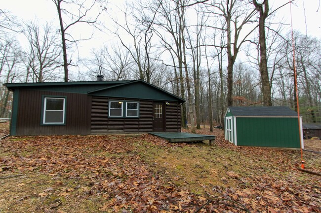 Building Photo - 2 bed/1 bath Cabin in Harpers Ferry!