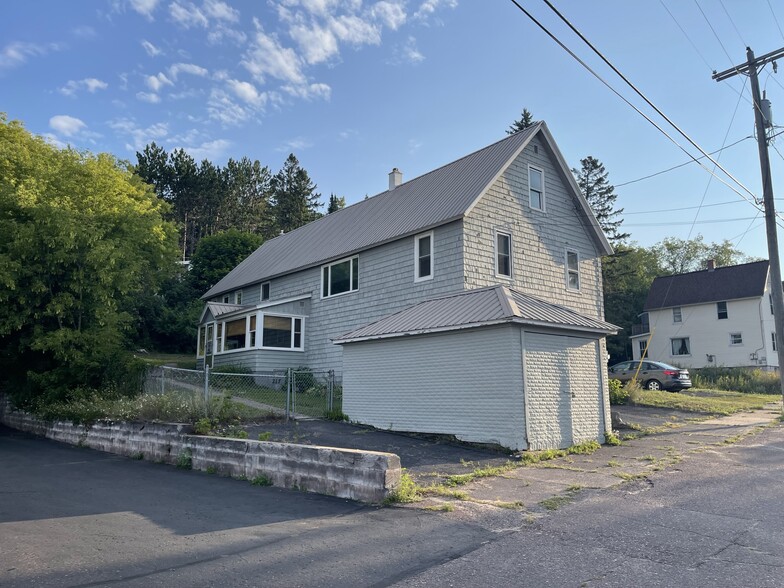 Building Photo - 217 E Franklin St