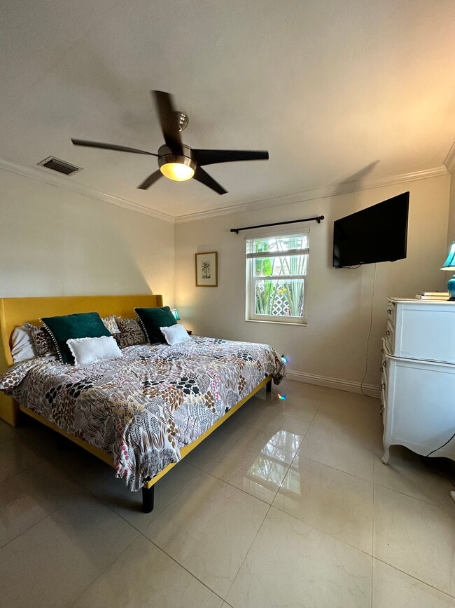 Building Photo - 3036 Coral Shores Dr