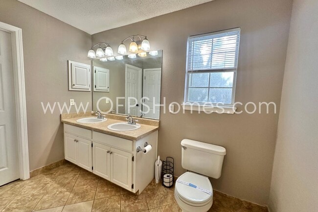 Building Photo - 2837 Atoka Trail