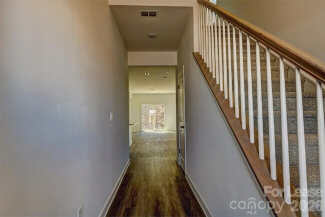 Building Photo - 5037 Poplin Vly