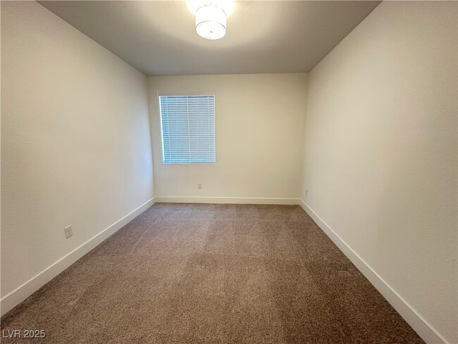 Building Photo - 6532 Corsari Rdg St