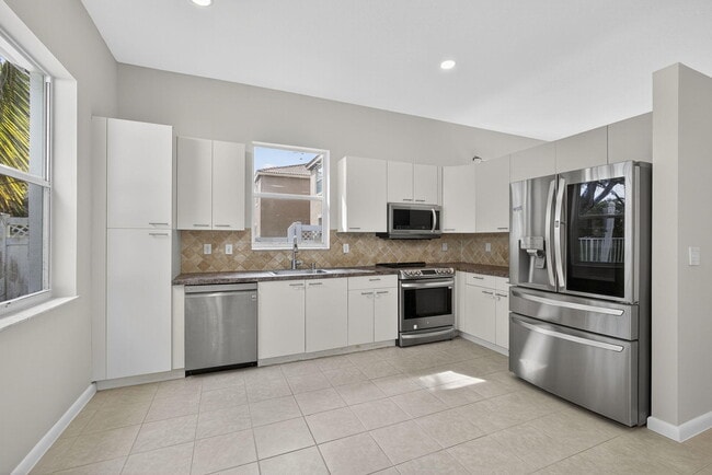 Building Photo - 1475 Running Oak Ln