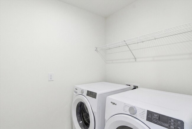 Building Photo - 5604 Corgi Dr